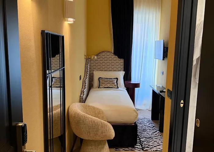 Smart At Spanish Steps 4* Roma